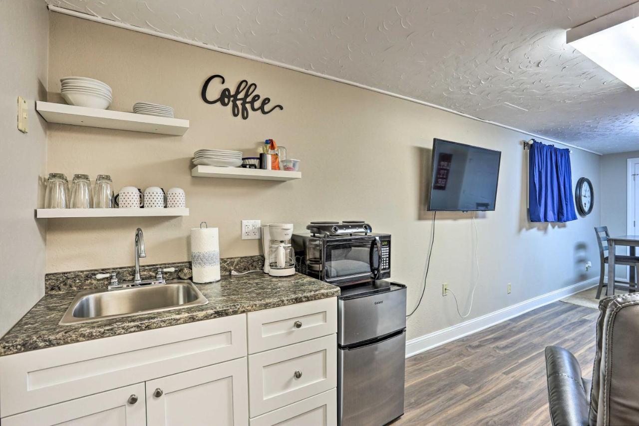 Centrally Located Sturgis Apt On Main St With Garage Екстер'єр фото
