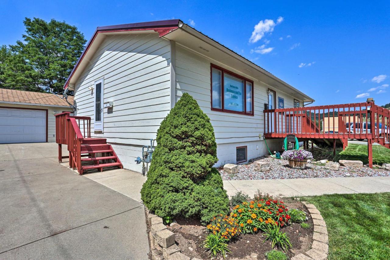 Centrally Located Sturgis Apt On Main St With Garage Екстер'єр фото